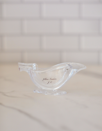 Elegant bird-like design. Put in a lemon slice, and you can drink lemonade in a flash with a simple press—a sophisticated gadget for the kitchen.